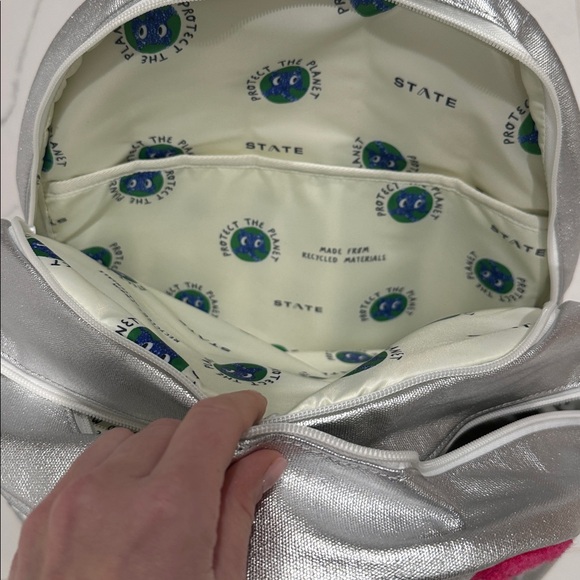 State Backpack - Picture 4 of 4